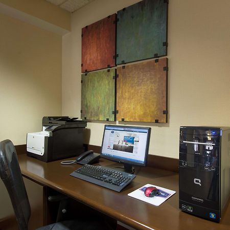 Hampton Inn Gainesville Ngoại thất bức ảnh